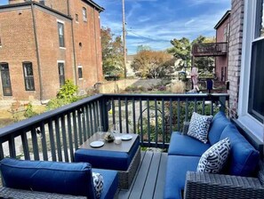 Property grounds - 1st floor flat in historic Old Louisville mansion (Louisville)