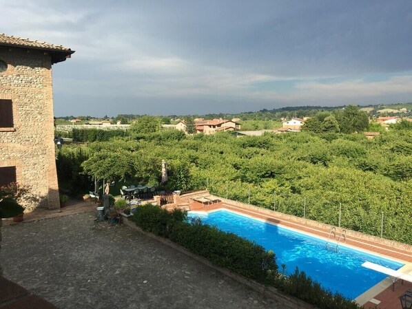 Alberca al aire libre 