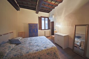 1 bedroom, iron/ironing board, WiFi
