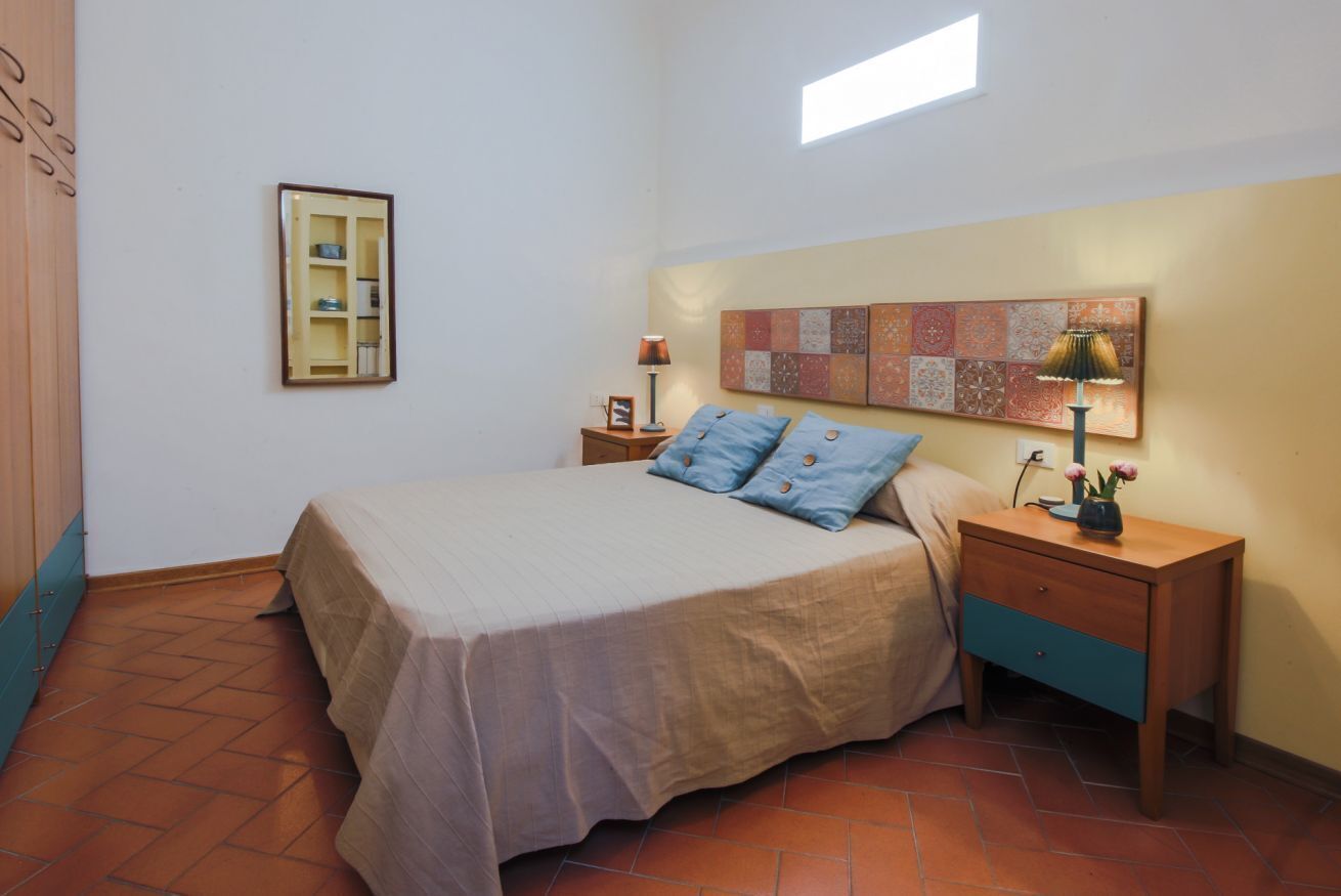 2 عدّة غرف نوم ومكواة/لوح كي وواي فاي