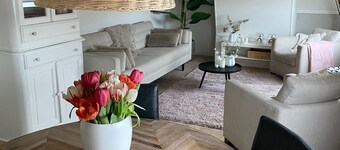 Op nog Geen 5 Minuten Lopen van Hartje Leiden, Maar Slapen in Alle Rust