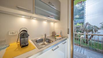 Kühlschrank, Ofen, Herdplatte, Geschirrspüler