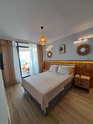 Quarto casal luxo, terraço, vista para o mar | Individualmente decorados, individualmente mobiliados, escrivaninha