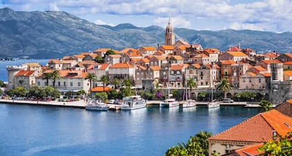 Charming apartment for two in Korčula