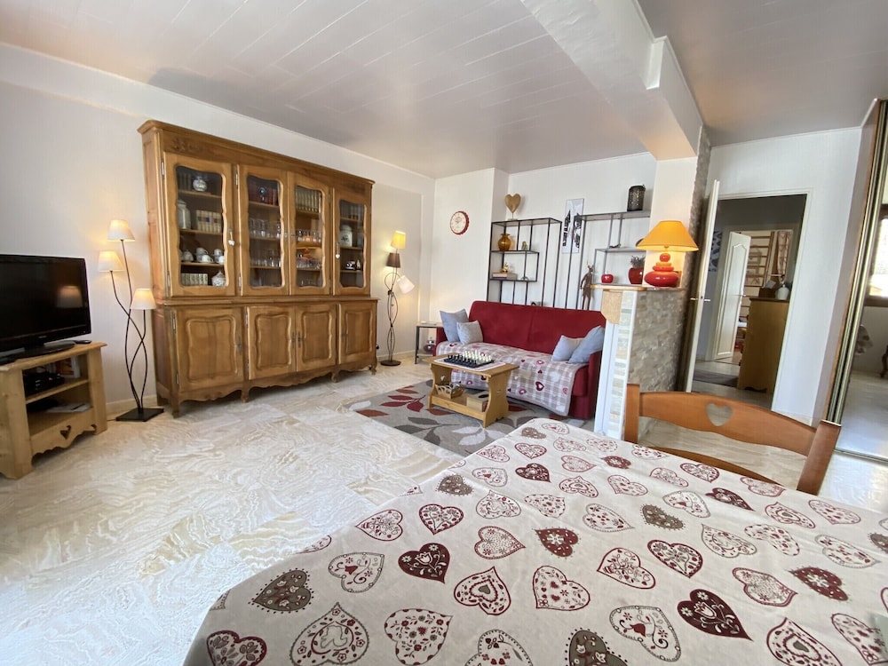 Serene 6 Person Apartments Hope College Photo in HD Serene 6 Person Apartments Hope College Photo in HD