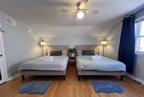 3 chambres, coffres-forts dans les chambres, bureau