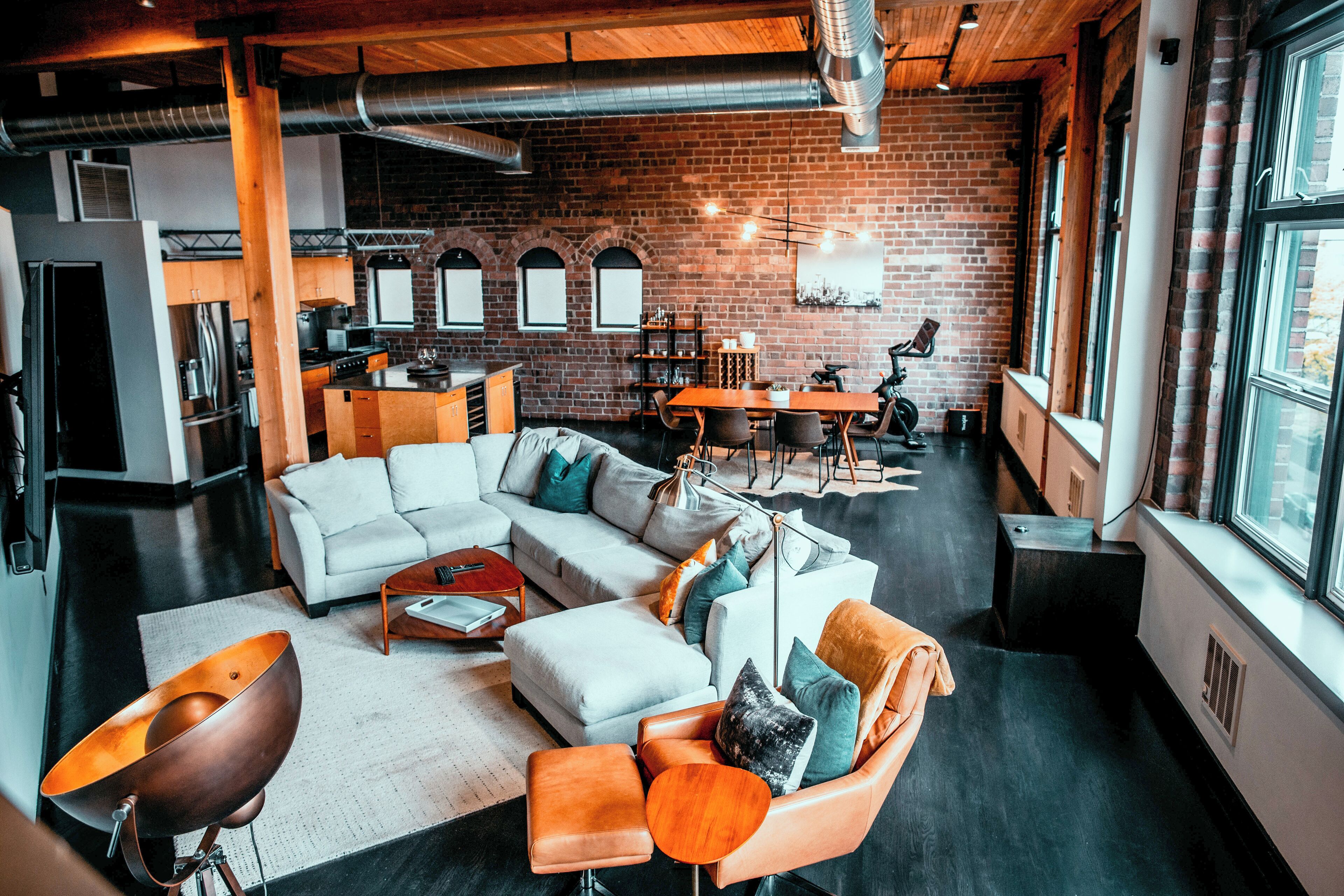 Smart TV, stereo, computer monitors