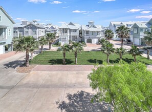 Exterior - For the Girls 117 LA (Port Aransas)