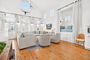 Talo (4 Bedrooms) | Sisätilat