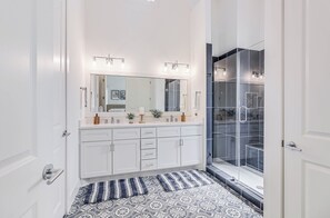 Cottage (3 Bedrooms) | Interior