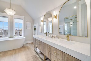 Maison (6 Bedrooms) | Intérieur