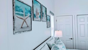 3 bedrooms, desk, free WiFi, bed sheets