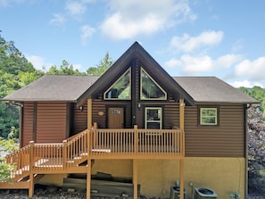 Exterior - Moonshine Hollow - 3bd 3bth - Mountain Views! (Gatlinburg)