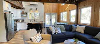 Chalet Gedouque, a tranquille retreat located on the Cabot Trail with waterfront views
