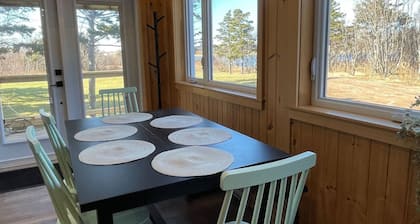 Chalet Gedouque, a tranquille retreat located on the Cabot Trail with waterfront views