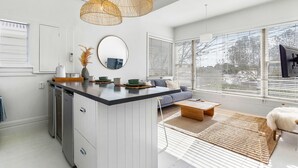Interior - Grey Lynn Villa - Short Walk to Ponsonby Central (Auckland)