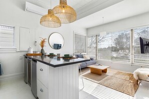 Interior - Grey Lynn Villa - Short Walk to Ponsonby Central (Auckland)