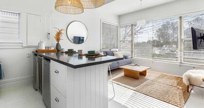 Grey Lynn Villa - Short Walk to Ponsonby Central