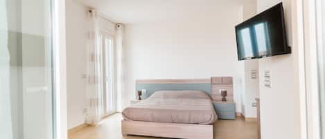 1 chambre, fer et planche Ă repasser, Wi-Fi, draps fournis