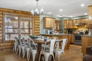 Dining - Rustic Lakeview Cabin Escape featuring Billiards, Free Daily Attraction Tickets & Close to Big Cedar (Ridgedale)