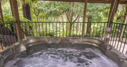 The Grand Lodge: Private rainforest with river