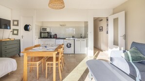 Interior - Studio Crivelli - Welkeys (Hyères)