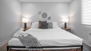 5 habitaciones, escritorio, tabla de planchar con plancha y wifi gratis 