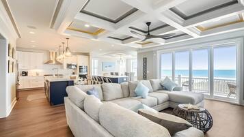 House | Living area | 50-inch Smart TV with cable channels, fireplace, Netflix