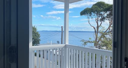 Mediterranean, coastal retreat in the heart of Toukley.