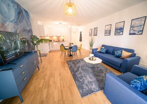 TV - River Lux Suite | 5min to HBF (Wetzlar)