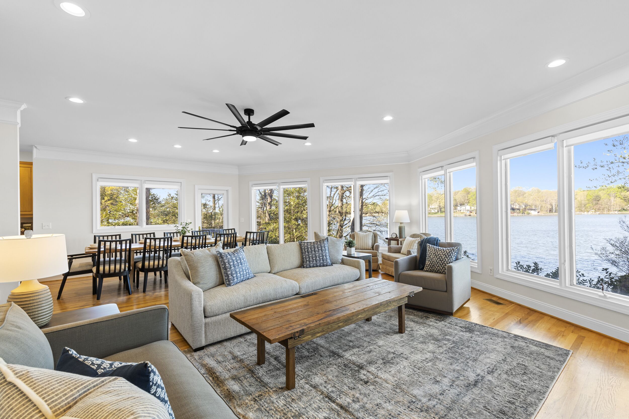 Smart TV, fireplace, table football, offices