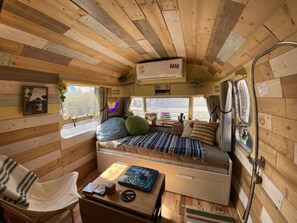 1 bedroom, desk, free WiFi, bed sheets