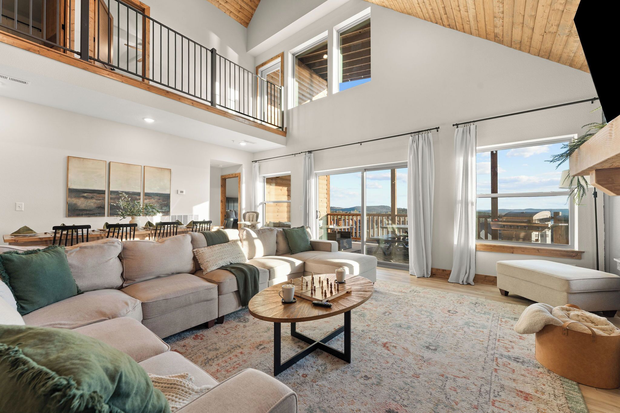 Smart TV, fireplace, video games