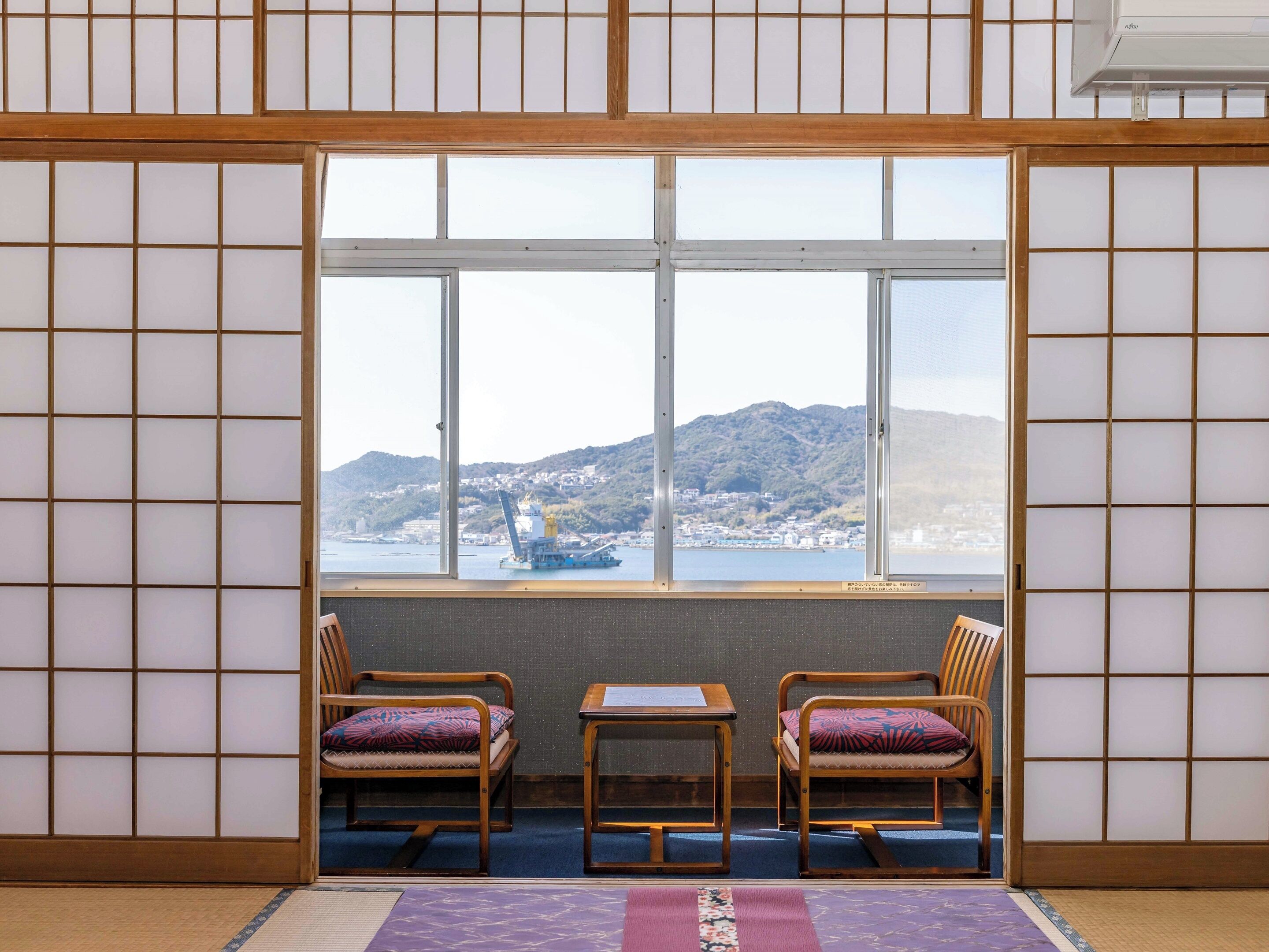 Phòng Tiêu chuẩn, không hút thuốc, quang cảnh biển | Két bảo mật tại phòng, bàn, truy cập Internet không dây miễn phí 