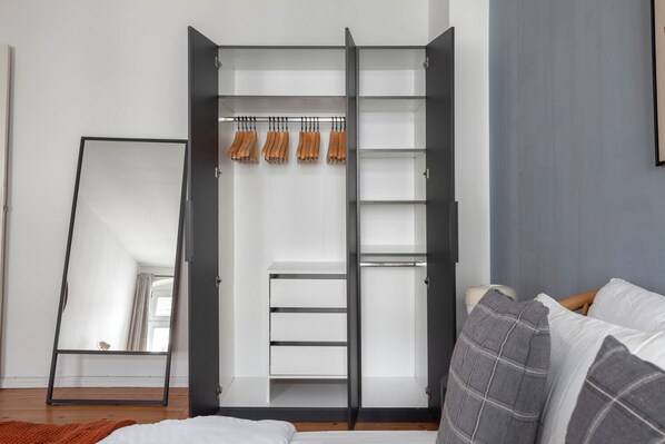 1 soverom, strykejern/-brett, wi-fi og sengetøy