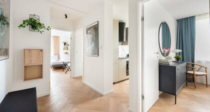 Saska Kępa 2-Bedroom Apartment