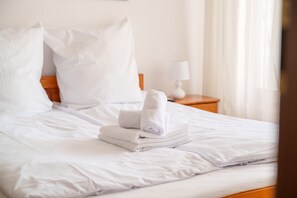 1 bedroom, iron/ironing board, WiFi, bed sheets