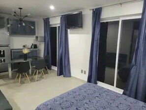 1 sovrum, strykjärn/strykbräda, wi-fi och sängkläder