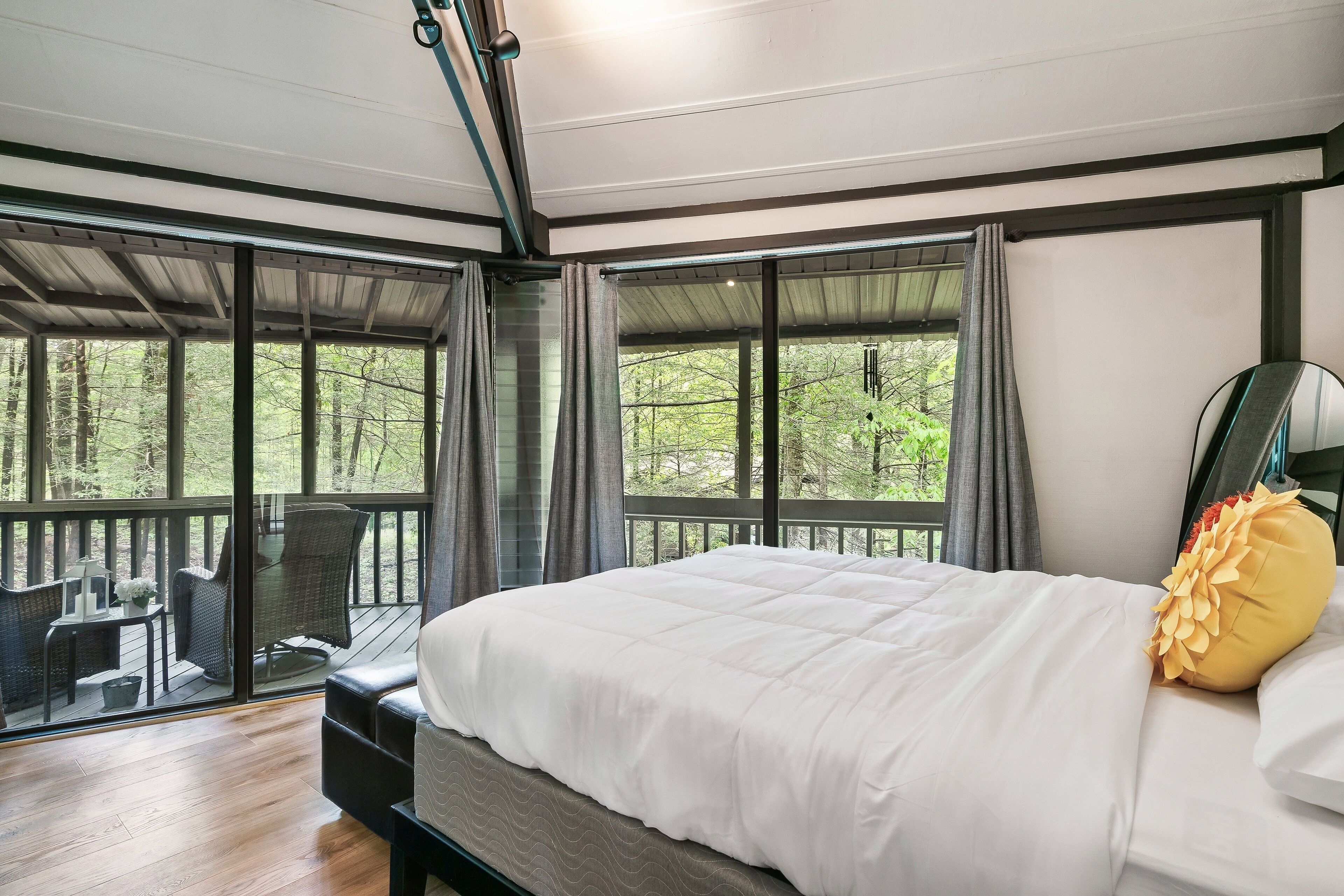 2 chambres, bureau, Wi-Fi gratuit, draps fournis