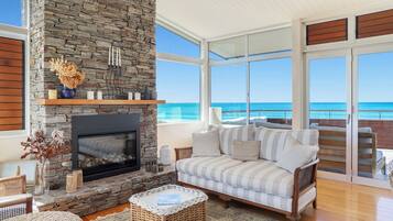 Télévision, cheminée