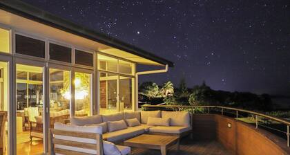 Hosts on the Coast Beachside Beauty Whiritoa