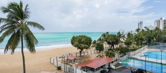 Luna Llena 1BDR Oceanview Pool