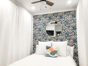 1 bedroom, WiFi, bed sheets