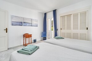 2 quartos, ferros/tábuas de passar roupa, Wi-Fi de cortesia