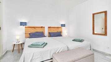 2 habitaciones, tabla de planchar con plancha y wifi gratis