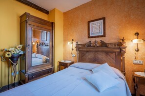 5 Schlafzimmer, Bügeleisen/Bügelbrett, kostenloses WLAN, Bettwäsche