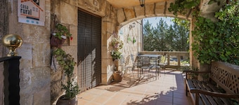 Holiday Home 'Casa Rural Del Médico' with Mountain View, Private Terrace and Wi-Fi