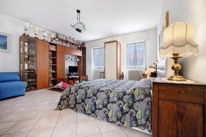 2 chambres, Wi-Fi gratuit, draps fournis