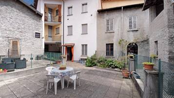 Ristorazione all'aperto