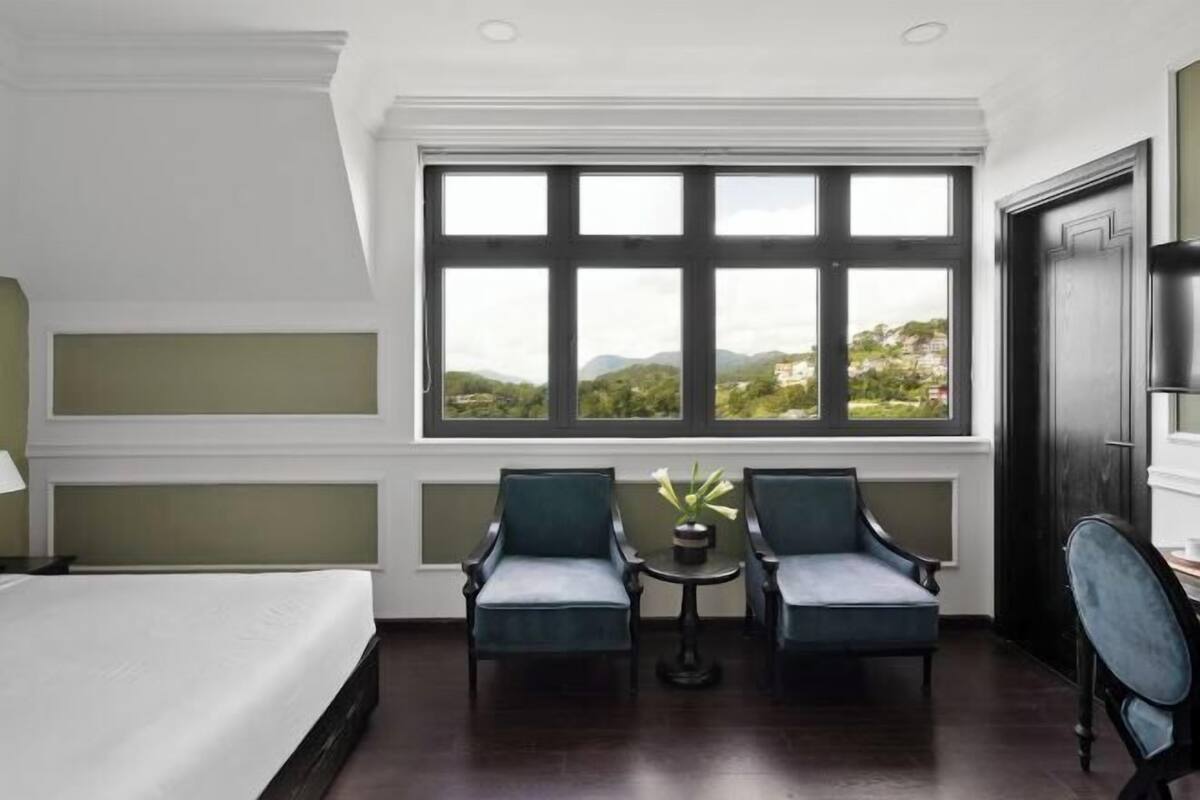 Premium bedding, down duvets, memory-foam beds, desk